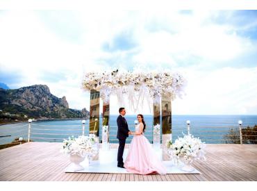 Sea view wedding